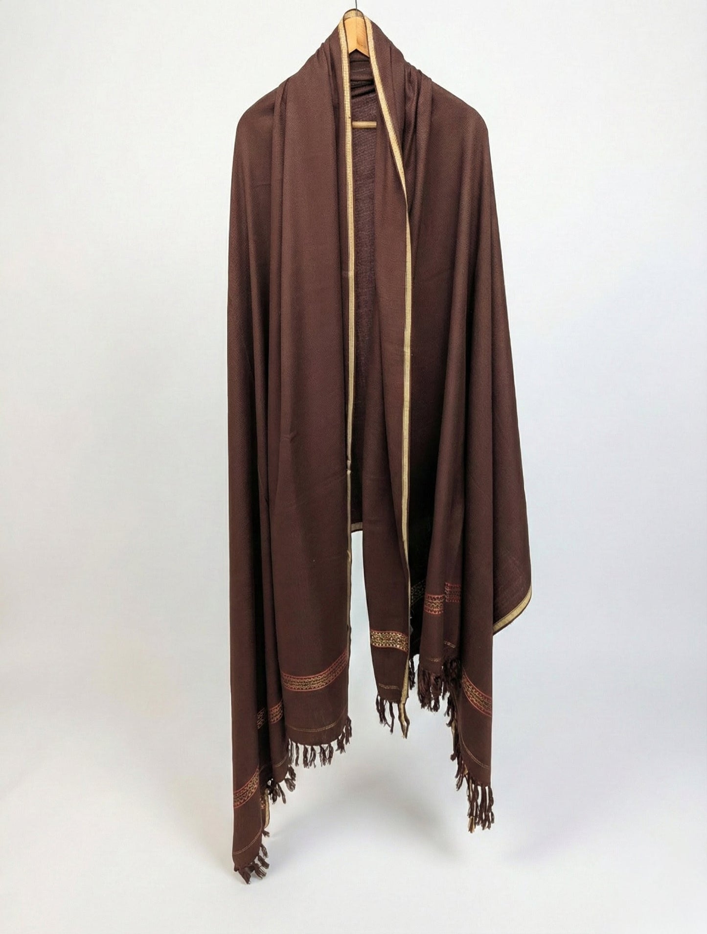 BROWN SHAWL WITH TRADITIONAL BORDER & TASSELS