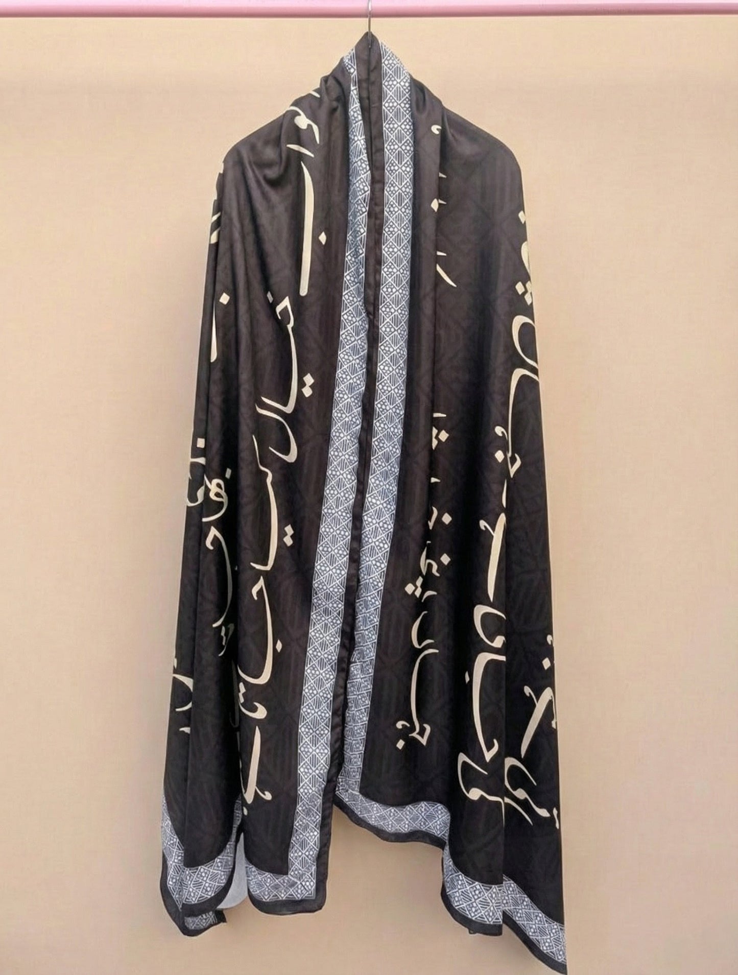 AZAADI-E-KHAYAAL  SHAWL